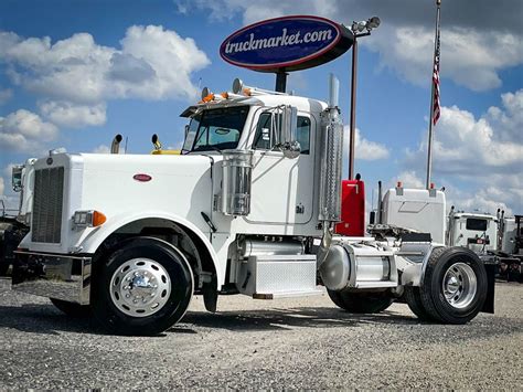 Single axle peterbilt 379 with sleeper for sale - 4 days ago · Lincoln, Nebraska 68521. Phone: (402) 615-3014. Email Seller Video Chat. Here we have a beautiful Wayne Transports owned 2018 Peterbilt 389 Sleeper Truck -455HP Paccar MX-13 Engine -13 Speed Transmission -653,924 miles -3.25 Rears -245in wheelbase -All Aluminum Wh...See More Details. Get Shipping Quotes. 